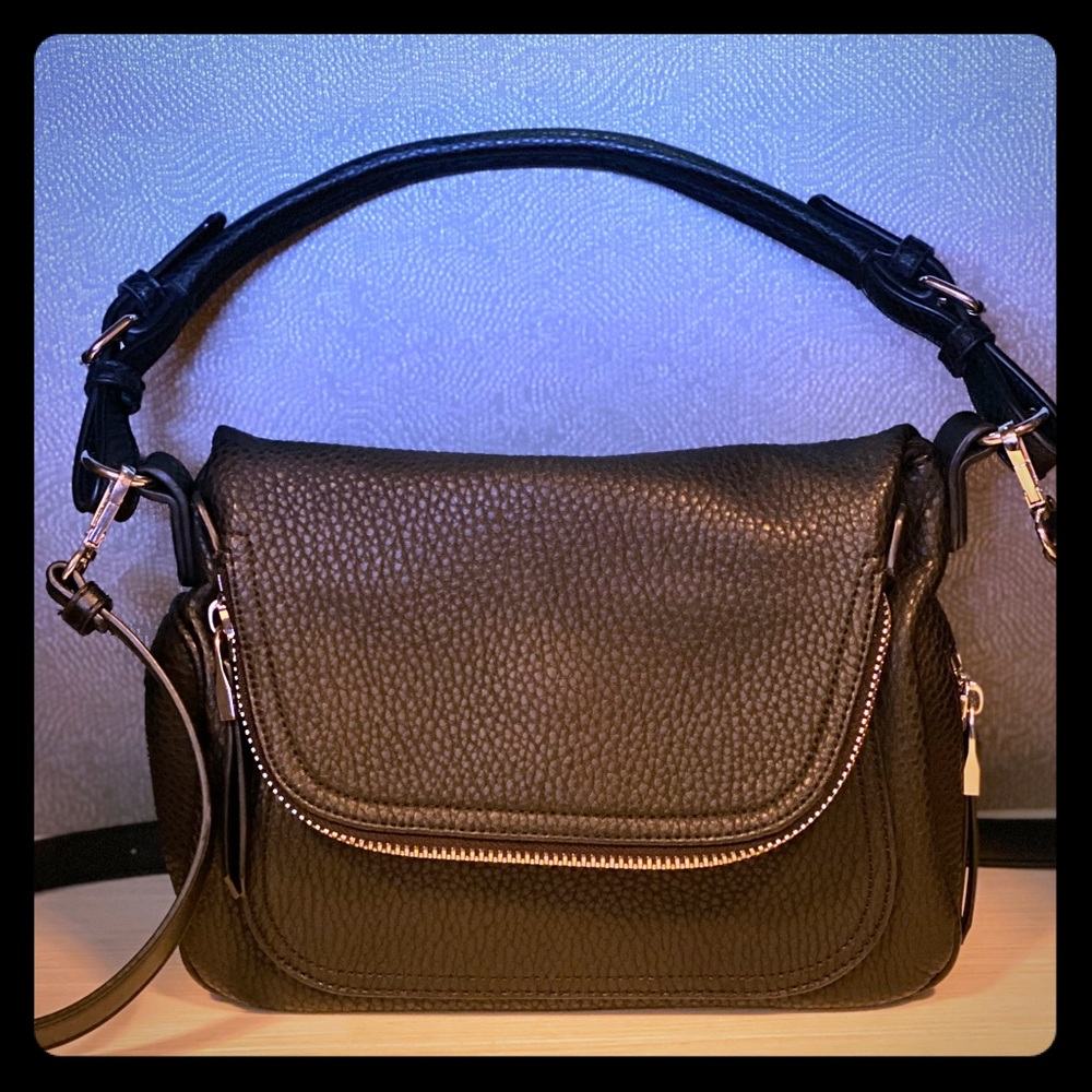 Black vegan leather zipper crossbody purse